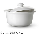 White ceramic tureen isolated on a white background. Стоковое фото, агентство Ingram Publishing / Фотобанк Лори