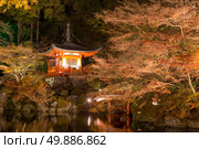 Daigoji Temple Shingon Buddhist temple at night in daigo Kyoto Japan. Стоковое фото, агентство Ingram Publishing / Фотобанк Лори