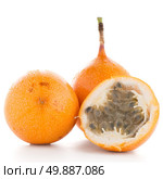Passion fruit maracuja granadilla on white background. Стоковое фото, агентство Ingram Publishing / Фотобанк Лори