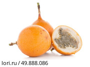 Passion fruit maracuja granadilla on white background. Стоковое фото, агентство Ingram Publishing / Фотобанк Лори