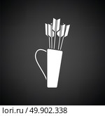 Quiver with arrows icon. Black background with white. Vector illustration. Стоковая иллюстрация, агентство Ingram Publishing / Фотобанк Лори