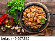 meat stew with cabbage. Стоковое фото, агентство Ingram Publishing / Фотобанк Лори