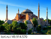 Hagia Sophia in summer Istanbul at sunny day, Turkey. Стоковое фото, агентство Ingram Publishing / Фотобанк Лори