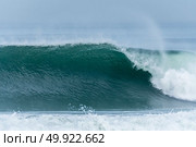 Atlantic waves at Furadouro -  Ovar, Portugal. Стоковое фото, агентство Ingram Publishing / Фотобанк Лори
