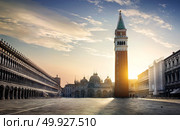 San Marco square after dawn. Venice, Italy. Стоковое фото, агентство Ingram Publishing / Фотобанк Лори
