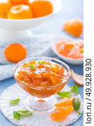 Tasty mandarin orange jam. Tangerine confiture, marmelade. Стоковое фото, агентство Ingram Publishing / Фотобанк Лори