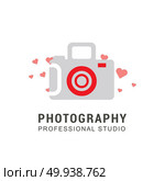 Camera logo design with typography vector. Стоковая иллюстрация, агентство Ingram Publishing / Фотобанк Лори