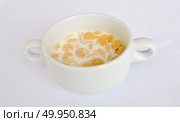 Breakfast with milk and cornflakes. Стоковое фото, агентство Ingram Publishing / Фотобанк Лори
