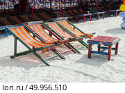 Beach chairs. Стоковое фото, агентство Ingram Publishing / Фотобанк Лори