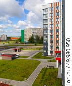 Вид из окна на жилой комплекс. Стоковое фото, фотограф Андрюков Антон / Фотобанк Лори