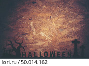 Halloween concept background, vintage filter tone, dark mode. Стоковое фото, агентство Ingram Publishing / Фотобанк Лори