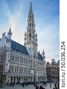 Famous building: Maison du Roi in Brussels Belgium.. Building Maison du Roi. Стоковое фото, агентство Ingram Publishing / Фотобанк Лори