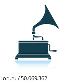 Gramophone icon. Shadow reflection design. Vector illustration. Стоковая иллюстрация, агентство Ingram Publishing / Фотобанк Лори