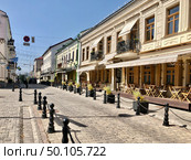 Революционная улица в Минске, Беларусь (2022 год). Редакционное фото, фотограф Иван Синайко / Фотобанк Лори