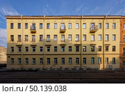Жилой дом. Санкт-Петербург, Перекупной переулок, дом 15-17, литера З. Стоковое фото, фотограф Александр Селезнев / Фотобанк Лори
