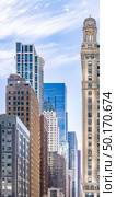 Closeup of building skylines skyscraper in Chicago IL USA. Стоковое фото, агентство Ingram Publishing / Фотобанк Лори