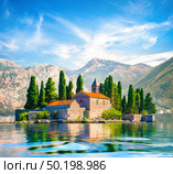 Beautiful mediterranean landscape. St. George Island near town Perast, Kotor bay, Montenegro. Стоковое фото, агентство Ingram Publishing / Фотобанк Лори