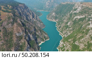 Piva river canyon aerial Montenegro. Стоковое видео, видеограф Михаил Коханчиков / Фотобанк Лори