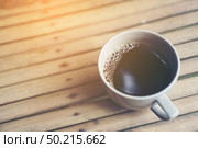 hot coffee cup from coffee filter process, drip coffee. Стоковое фото, агентство Ingram Publishing / Фотобанк Лори