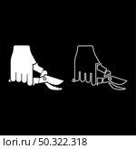 Secateur in hand garden pruner pruning shears Clippers Hand scissors Manual cutting use tool icon white color vector illustration flat style simple image set. Secateur in hand garden pruner pruning shears Clippers Hand scissors Manual cutting use tool icon white color vector illustration flat style image set. Стоковая иллюстрация, агентство Ingram Publishing / Фотобанк Лори
