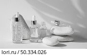 skin products different recipients composition. Стоковое фото, агентство Ingram Publishing / Фотобанк Лори