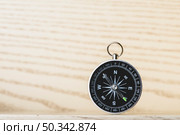 compass prepared trip. Стоковое фото, агентство Ingram Publishing / Фотобанк Лори