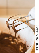 beating chocolate. Стоковое фото, агентство Ingram Publishing / Фотобанк Лори