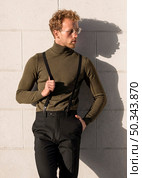 beautiful male model shadow. Стоковое фото, агентство Ingram Publishing / Фотобанк Лори