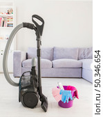 vacuum cleaner. Стоковое фото, агентство Ingram Publishing / Фотобанк Лори