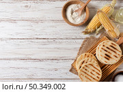 top view arepas corn arrangement. Стоковое фото, агентство Ingram Publishing / Фотобанк Лори