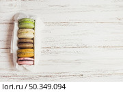 top view macaron box. Стоковое фото, агентство Ingram Publishing / Фотобанк Лори