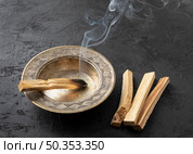 smoking bursera graveolens spanish holy plant. Стоковое фото, агентство Ingram Publishing / Фотобанк Лори