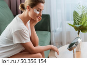 eye bags self care home concept. Стоковое фото, агентство Ingram Publishing / Фотобанк Лори
