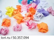 scattered crumple paper white background. Стоковое фото, агентство Ingram Publishing / Фотобанк Лори