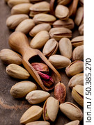 roasted pistachio nuts out their shells. Стоковое фото, агентство Ingram Publishing / Фотобанк Лори