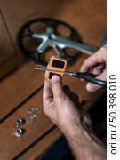 bike creation workshop 32. Стоковое фото, агентство Ingram Publishing / Фотобанк Лори