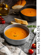 high angle food bowls arrangement. Стоковое фото, агентство Ingram Publishing / Фотобанк Лори