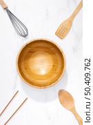 top view kitchenware pack. Стоковое фото, агентство Ingram Publishing / Фотобанк Лори