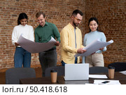 corporate workers brainstorming together 55. Стоковое фото, агентство Ingram Publishing / Фотобанк Лори