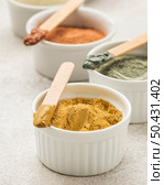 selection powders bowls. Стоковое фото, агентство Ingram Publishing / Фотобанк Лори
