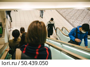 people escalators city. Стоковое фото, агентство Ingram Publishing / Фотобанк Лори