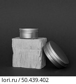 skin care moisture recipients arrangement. Стоковое фото, агентство Ingram Publishing / Фотобанк Лори