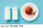 delicious tomatoes gmo modified food 2. Стоковое фото, агентство Ingram Publishing / Фотобанк Лори