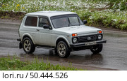 Автомобиль Лада ВАЗ (LADA) 4x4 Нива 2121. Редакционное фото, фотограф Анатолий Володин / Фотобанк Лори