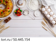 top view epiphany day dessert with ingredients. Стоковое фото, агентство Ingram Publishing / Фотобанк Лори