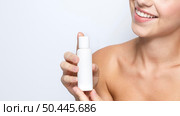 front view woman with beauty product concept 2. Стоковое фото, агентство Ingram Publishing / Фотобанк Лори