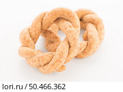 Tasty round olive crackers on white background. Стоковое фото, агентство Ingram Publishing / Фотобанк Лори