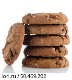 Stack of chocolate cookies isolated on white background. Стоковое фото, агентство Ingram Publishing / Фотобанк Лори