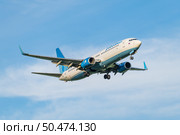 Самолет Boeing 737-800 авиакомпании «Победа» с бортовым номером RA-73234 заходит на посадку. Редакционное фото, фотограф Свитич Олег / Фотобанк Лори