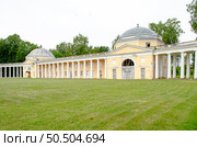 Усадьба Знаменское-Раек Тверская область Россия. Редакционное фото, фотограф Светлана Корнякова / Фотобанк Лори